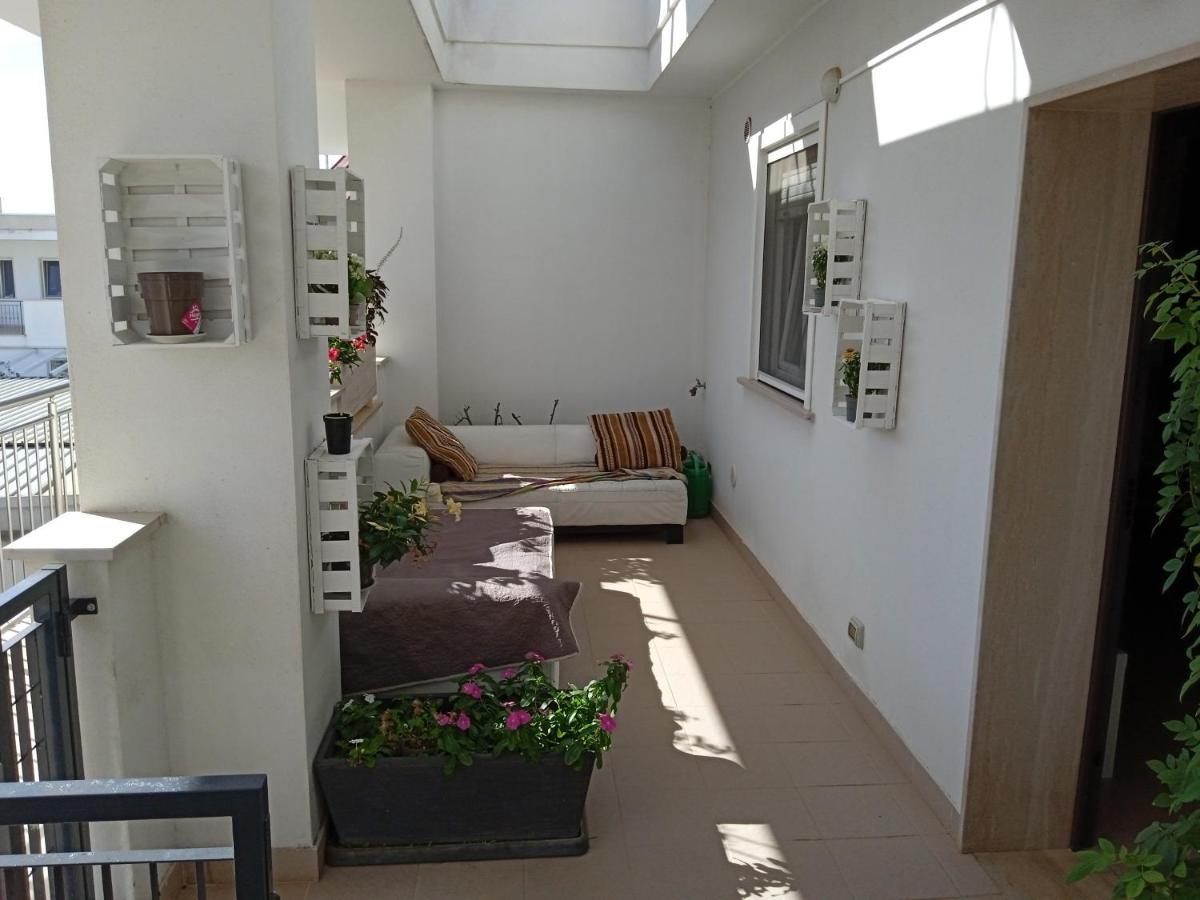 La Casa Di Elena Apartment Sannicandro di Bari Екстериор снимка
